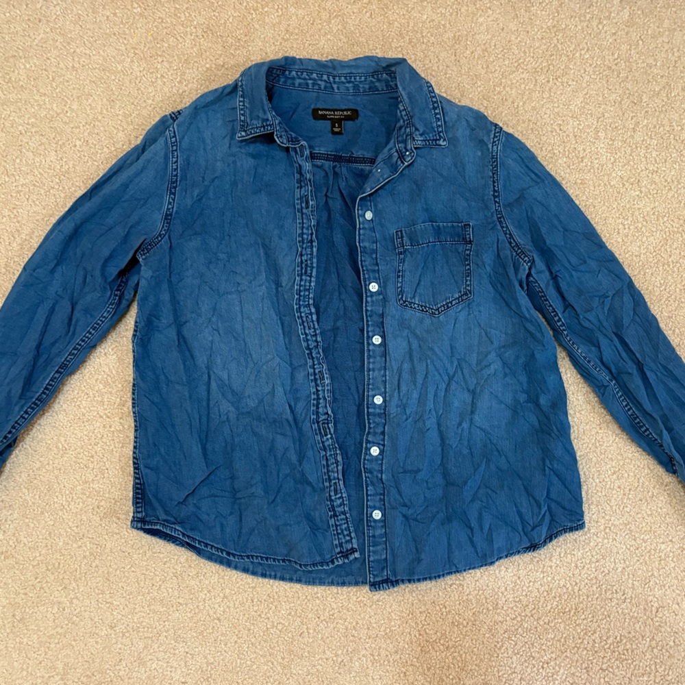 Banana Republic Denim Button-Up Shirt in Medium Blue